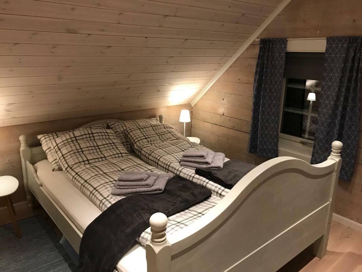 Kvaloya Lodge Futrikelv Buitenkant foto